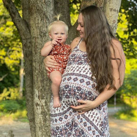 Meet your Posher, Hailee - Picture 1 of 1